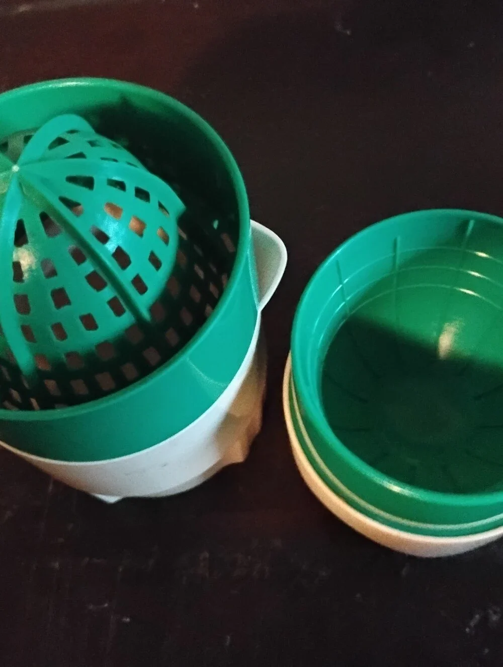 Vintage Mod Plastic Hand Citrus Juicer 3-Piece Stackable Space Saver